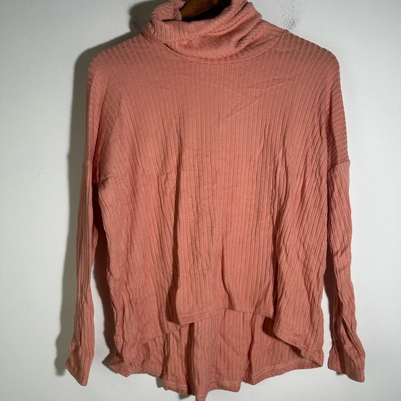 Cozy Ribbed Turtleneck Sweater in Coral - Picture 2 of 6